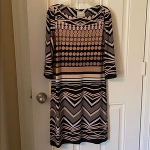 Donna Morgan a pea in the pod dress